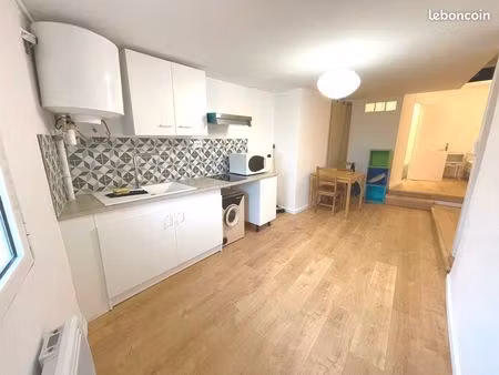 t1 lumineux  27 m²  proche massillon