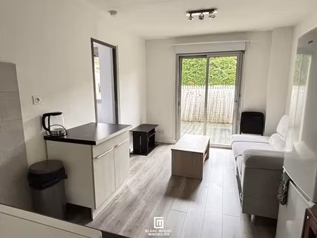 location meublée appartement 2 pièces 26.88 m² à pessac (33600)  800 €
