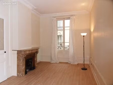 superbe t2 entre place jean jaures et place carnot