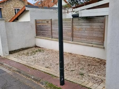 location parking quartier gare