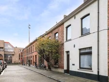 à vendre : maison de caractère à hasselt