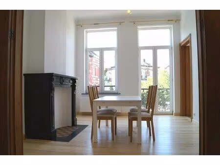 appartement à louer avec terrasse et 1 chambre   bruxelles (vbd70991)
