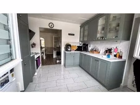 vente maison à segre (49500) : à vendre / 109m² segre