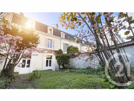location maison 6 pièces 165 m² à perigueux (24000)  1 500 €