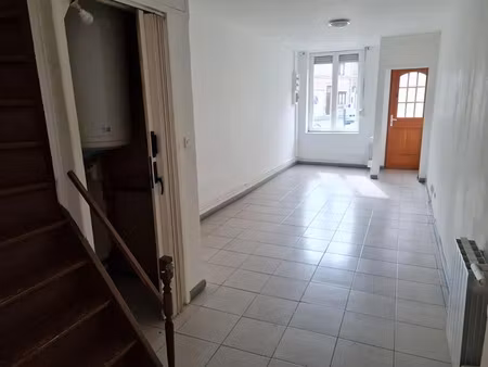 location maison 4 pièces 66 m² à tourcoing (59200)  635 €