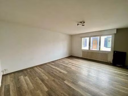 location maison à coëx (85220) : à louer / 107m² coëx