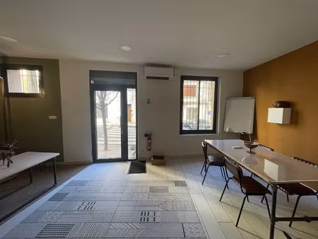 location locaux professionnels 45 m² à beziers (34500)  350 €