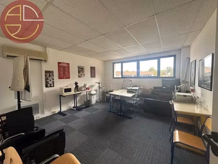 location locaux professionnels 200 m² à balma (31130)  2 517 €