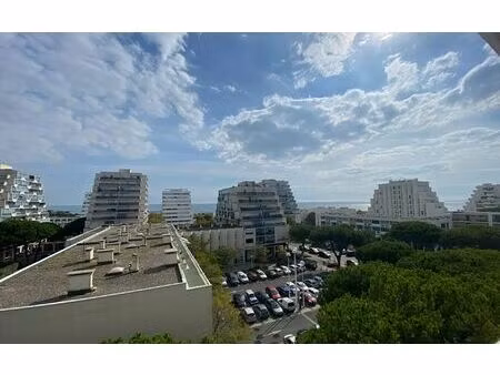 location appartement  m² t-1 à la grande-motte  520 €