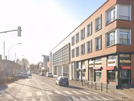 location locaux professionnels 72 m² à hardricourt (78250)  14 400 €