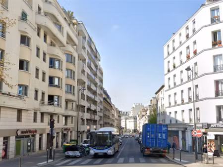 location locaux professionnels 135 m² à paris 12ème (75012)  48 000 €