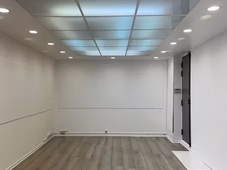 location locaux professionnels 22 m² à paris 3ème (75003)  36 000 €