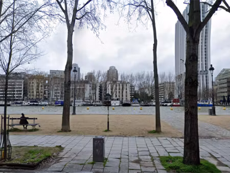 location locaux professionnels 600 m² à paris 19ème (75019)  246 000 €