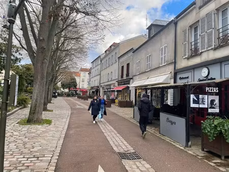 location locaux professionnels 74 m² à villejuif (94800)  60 000 €