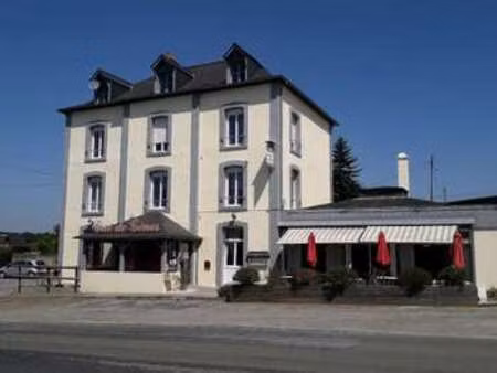vente bureaux et commerces à ambrières-les-vallées (53300) : à vendre / 450m² ambrières-le