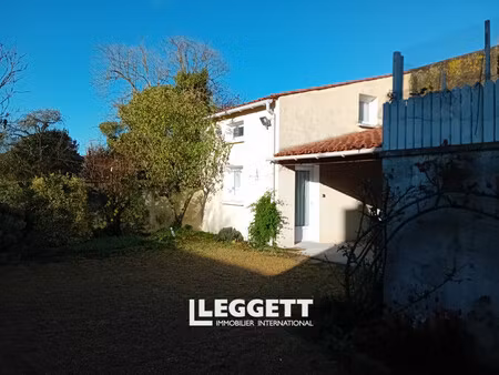 maison 5 pièce(s)  argentonnay