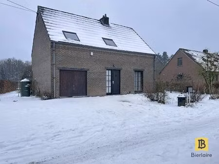 villa à louer à rue bruyère saint pierre 72 jurbise (vbd71028)