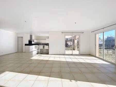 maison de 2018 4 pièce(s) + garage 23m2 + terrain 1281m2