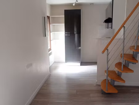 poitiers centre ville t2 bis de 35.47 m2 en duplax