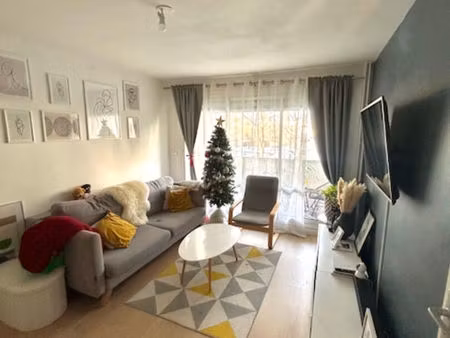 appartement mont saint aignan - proche commerces - proches ecoles - proches université - i