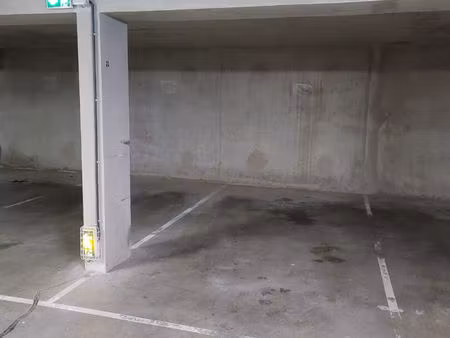 parkings sous sol a louer - lyon 3eme