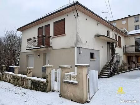 appartement 5 pièces 94 m²