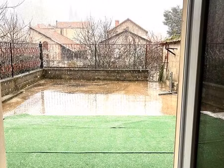 appartement avec terrasse avenue paul doumer centre saint bonnet le château