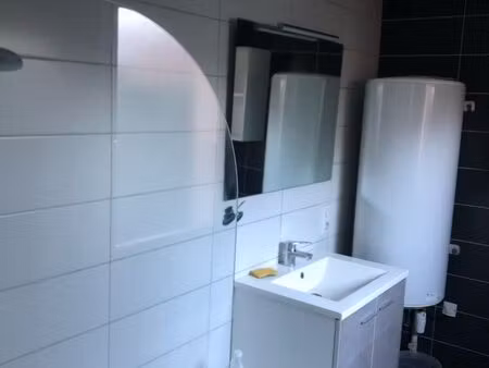 f1 pont de roide proche centre