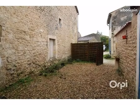 maison de ville 2 pièces 30 m²