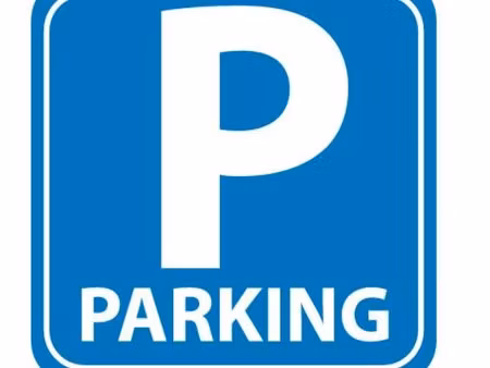 parking/box saint malo