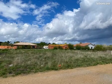 terrain 603 m² biganos