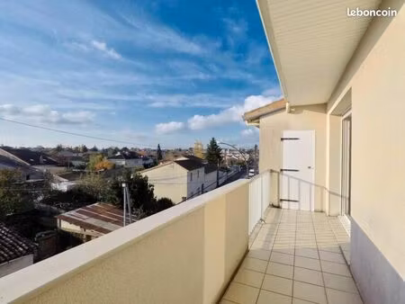 appartement 3 pièces 65 m²