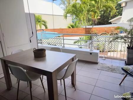 appartement meublé t3/4 à saline les bains - proximité immédiate de la plage