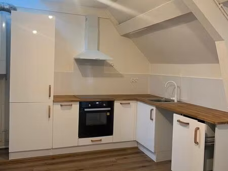 location t3 40m² + cave sur dinan