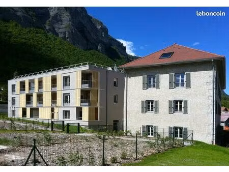appartement 2 pièces 53 m²