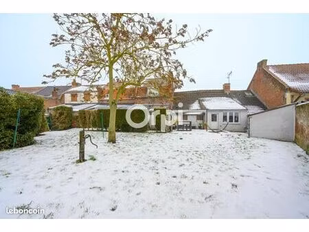 maison 2 pièces 61 m²