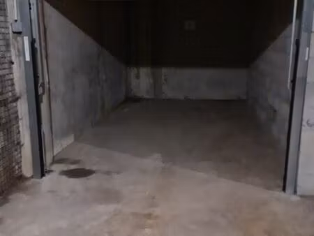 a louer box / garage fermé situé dans le sous sol de la résidence athena – rue cuirassé de
