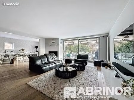 maison 6 pièces 155 m²