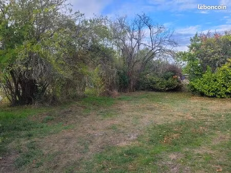 terrain 745 m² lanton