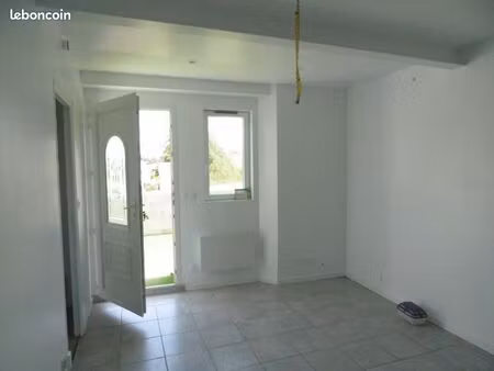 centre saint aubin le cloud 79450 appartement en rdc