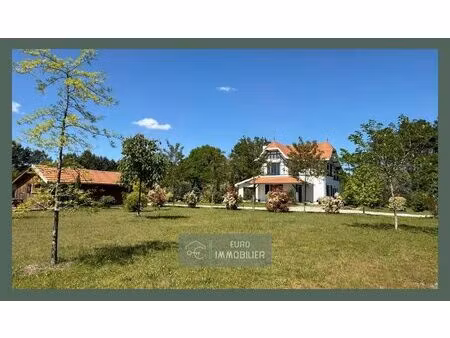 propriété 18 hectares - piscine - dépendances - landes (40) -