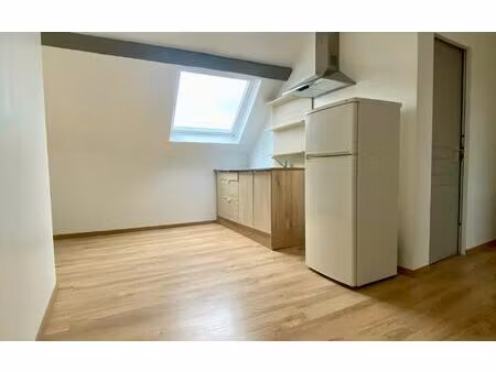 location appartement  24.6 m² t-2 à abbeville  450 €