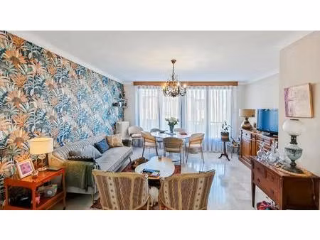 appartement 3 pièces de 73 m² situé à sète