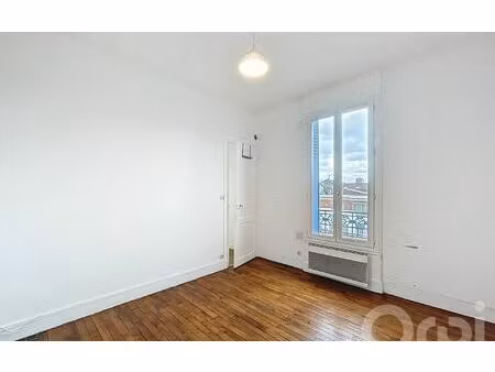 location maison  31.8 m² t-2 à maisons-alfort  900 €