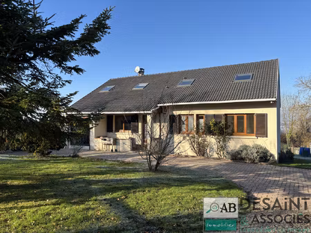 maison à proximité de meaux avec 6 chambres et grand jardin 