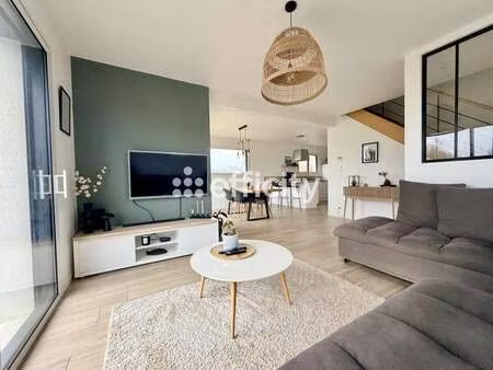 vente maison à châteaugiron (35410) : à vendre / 101m² châteaugiron