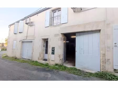 immeuble lussant m² t-11 à vendre  358 700 €