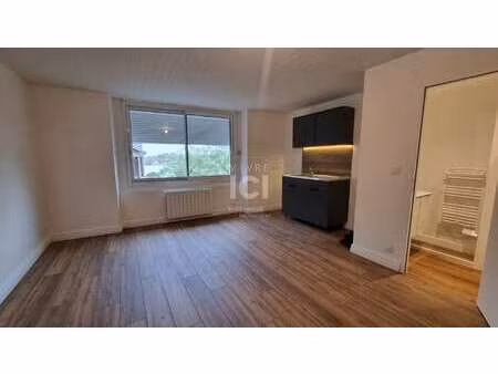 location appartement t1 au pellerin (44640) : à louer t1 / 30m² le pellerin