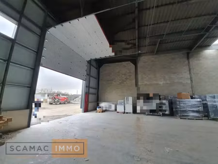 local d'activités de 95m²