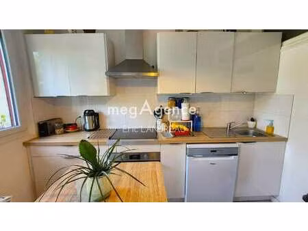 vente maison à sainte-foy (85150) : à vendre / 85m² sainte-foy